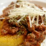 Polenta with meat sauce