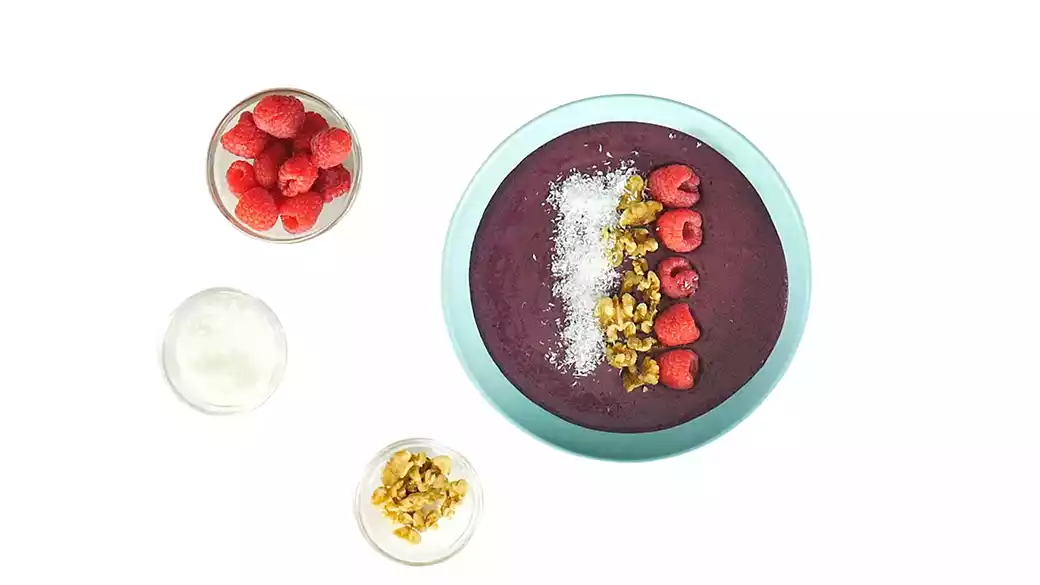 Cocoa blueberry smoothie bowl CocoaViaTM Cardio Health Powder