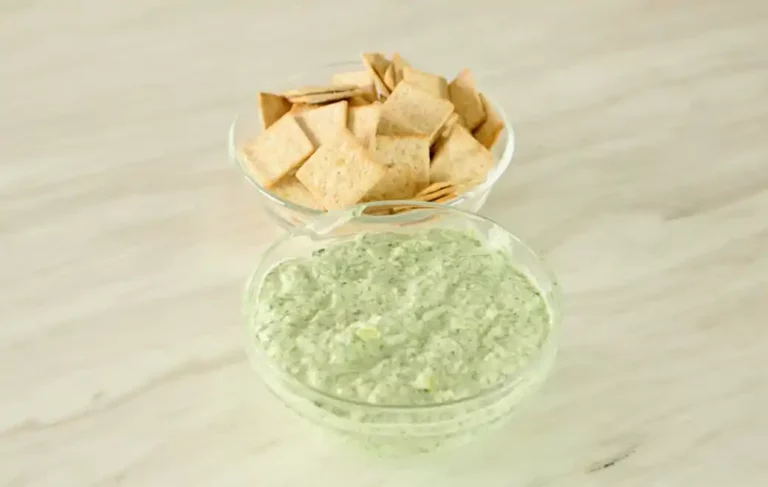 Creamy Greek Yogurt Spinach Artichoke Dip recipe