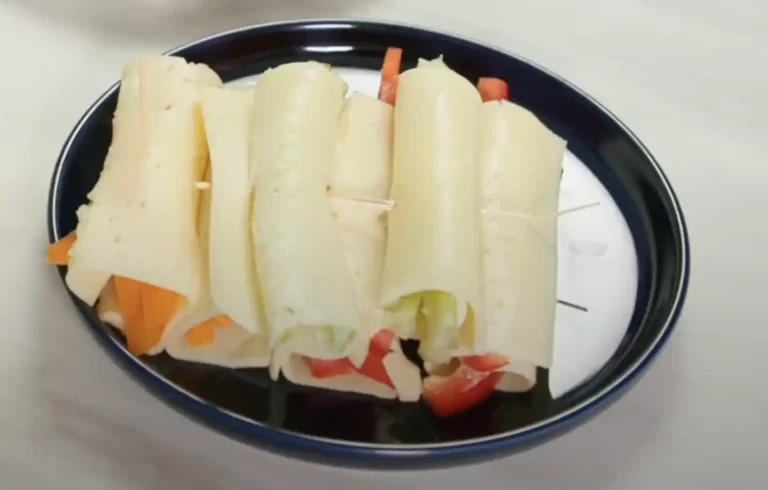 Cheese and Veggie Roll Ups