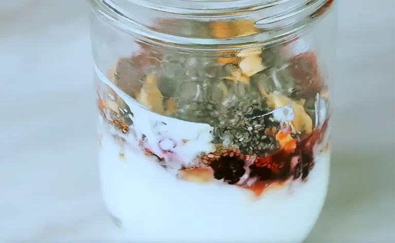 Cottage cheese and greek yogurt parfait